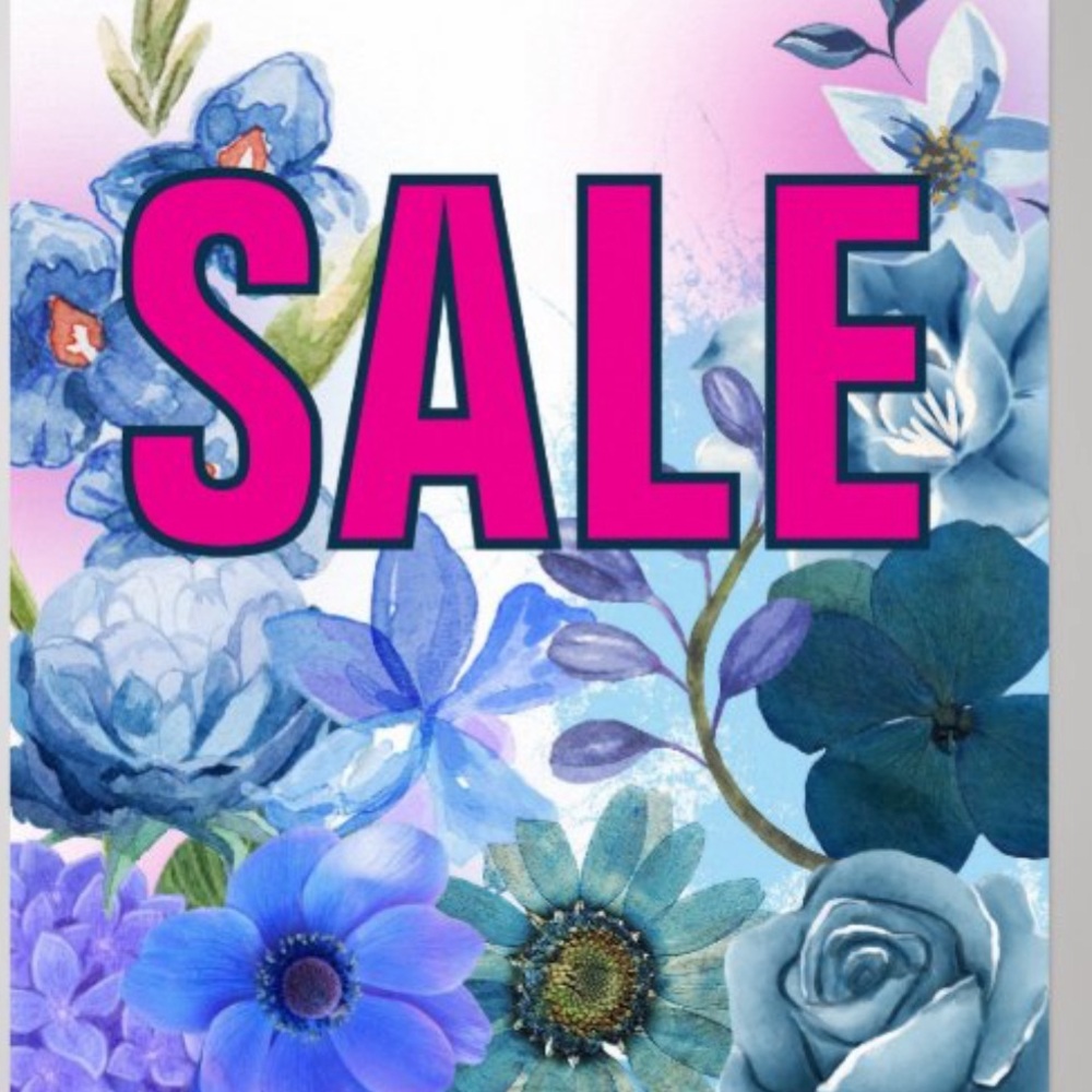 Multiples Blue and Pink Floral Design